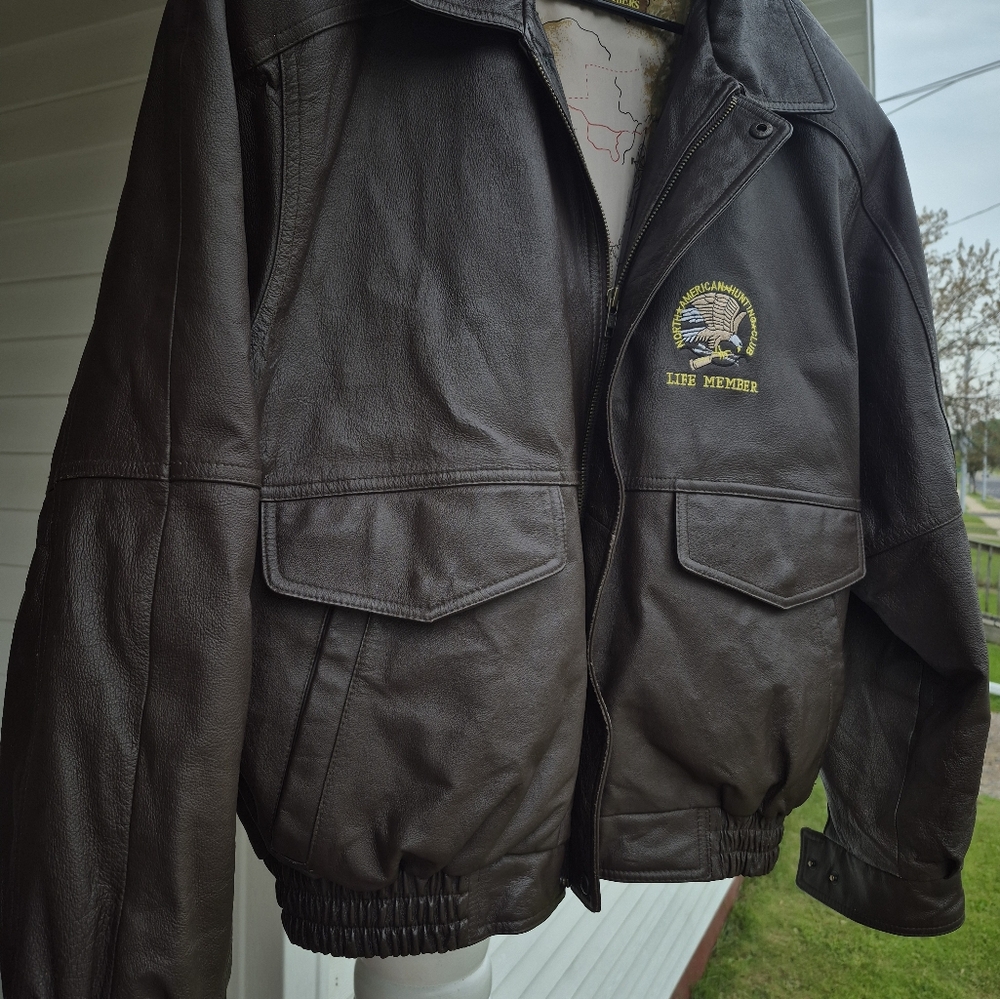 North American Hunting Club Life Member  Brown Leather Jacket Size Large